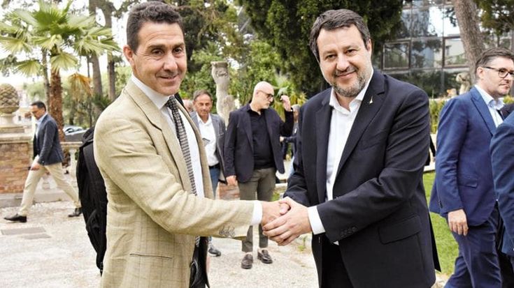 Vannacci, arriva il libro sulla remigrazione. Show sovranista nel Canton Ticino