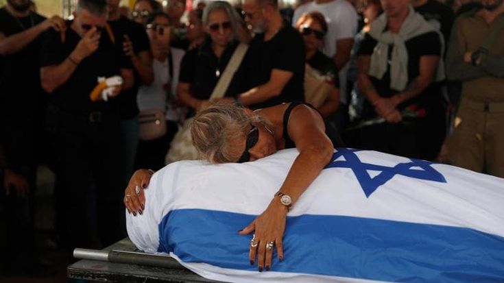Israele, viaggio al centro del dolore. Ogni famiglia ha un funerale