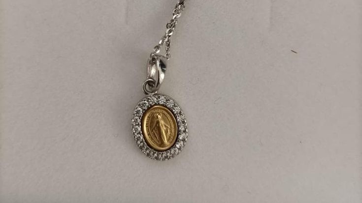 La Commissione Dupre in missione a Mosca per violare le sanzioni con una madonnina d’oro: ma il piano dei discepoli di Orsini e Cacciari è un flop