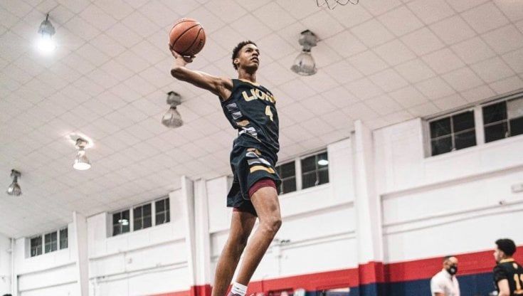 Basket: la storia di Hansel Enmanuel, in volo sul canestro senza un braccio