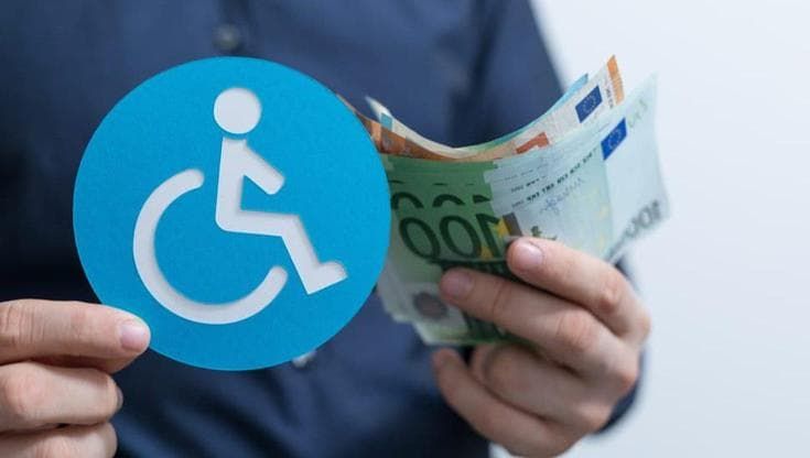 Allarme pensioni di invalidità: "Procedura complicata, 7 persone su 10 rinunciano a fare domanda"
