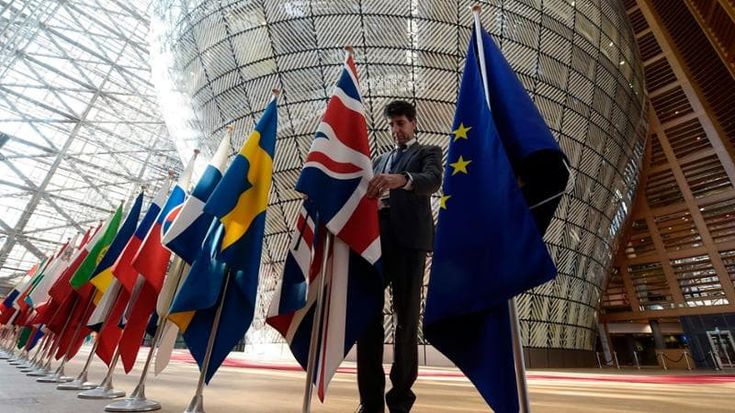 La Ue: “Torni l’abuso d’ufficio”. Anche FdI vota contro Nordio