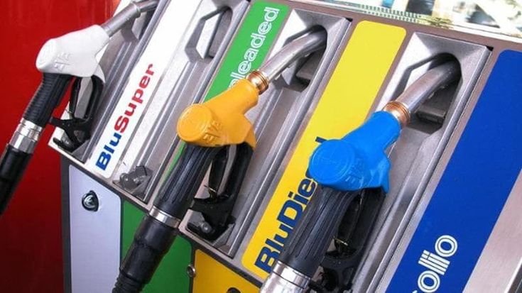 Diesel, con l’aumento dell’accisa sale la spesa per gli automobilisti. Le stime dei consumatori