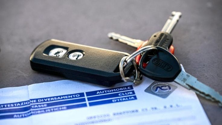 Taglio del bollo, in Emilia-Romagna tocca 1,8 milioni di proprietari: ecco quanto si risparmierebbe