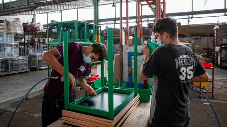 Stipendi, la crescita lenta non tiene il passo dell’inflazione. Ecco i settori che pagano meglio