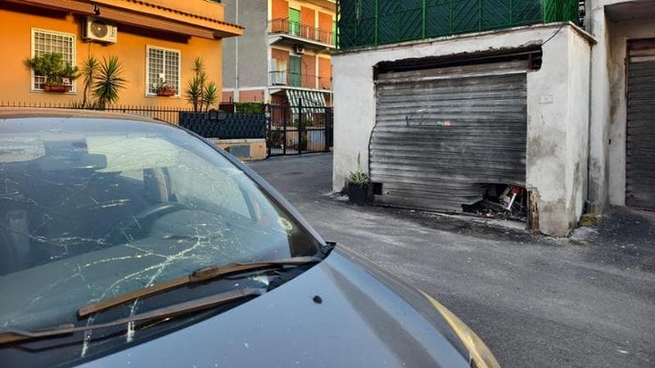Nuova bomba a Roma est: esplosione nella notte a La Rustica, danneggiato un garage privato