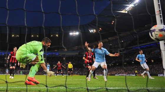Inghilterra, Il City non sbaglia: la corsa al titolo resta a tre