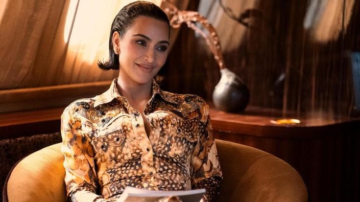 Kim Kardashian in All’s Fair: “Mi sono laureata in legge anche se mio padre non avrebbe voluto”