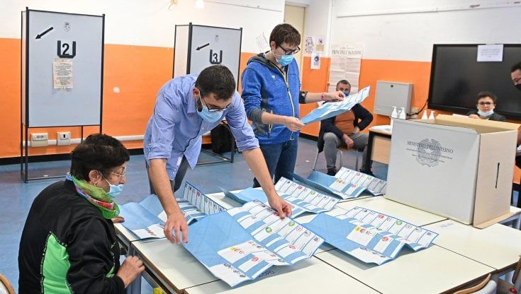 Elezioni amministrative 2021, Torino: Circoscrizioni, il centrosinistra fallisce l'en plein dopo 20 anni, perde due quartieri su otto