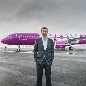 Wow Air pronta  ai saldi dei cieli: "Pagheremo i passeggeri per volare"