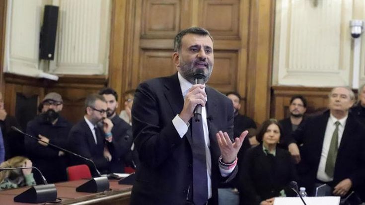Il caso Bari, entrata a gamba tesa