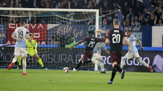 Spal-Milan 2-3, Kessié trascina i rossoneri: ma per la Champions non basta