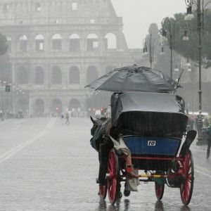 <strong>Meteo: ancora sole e temperature miti, ma sabato e domenica arriva la pioggia</strong>