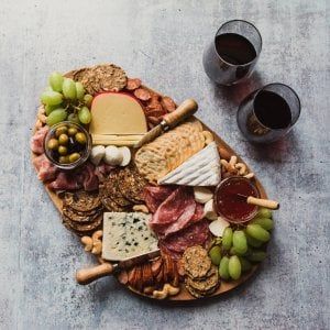 Eclettico e aperto a nuove esperienze: viaggio alla scoperta del turista enogastronomico