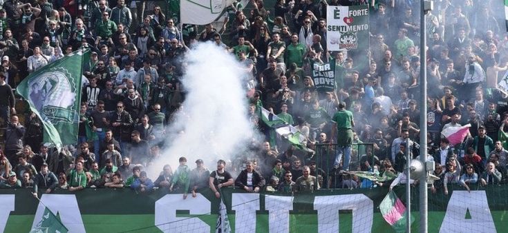 Serie D: Avellino e Pergolettese fanno festa agli spareggi, Modena ko