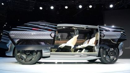 Il salone di Detroit per immagini. Ed è subito show