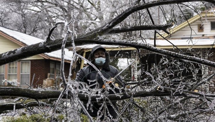 Continua il maltempo negli Usa: sono 300 mila le persone rimaste senza elettricità