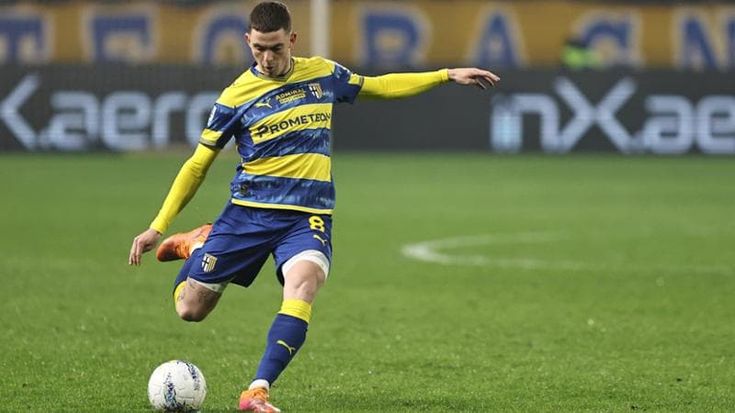 Palermo, colpi per la A: Estevez ha firmato, Cassandro in arrivo