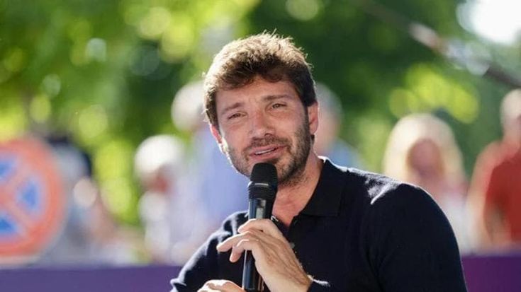 Stefano De Martino e Caroline Tronelli, l’“amica speciale” o la nuova fiamma?
