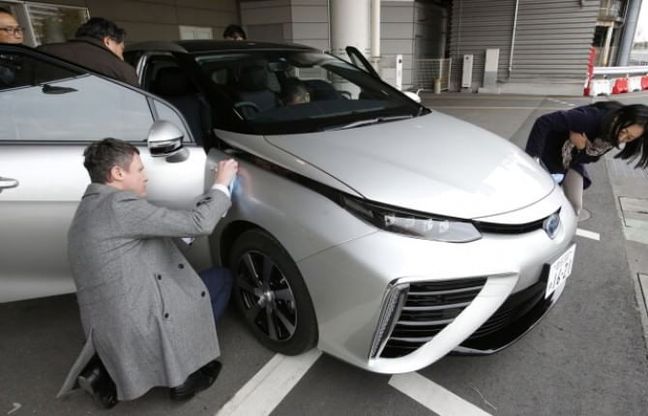 La tecnica: il cuore è il Toyota Fuel Cell System (TFCS)