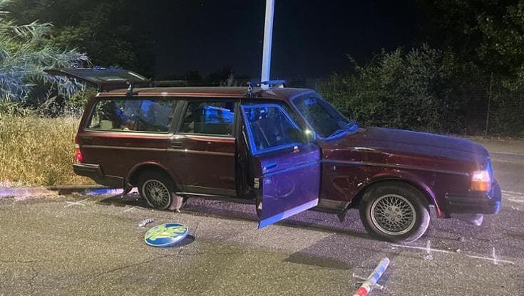 Ritrovata l’auto rubata al libraio di piazza Libertà: “Pronti a ripartire con la bancarella”