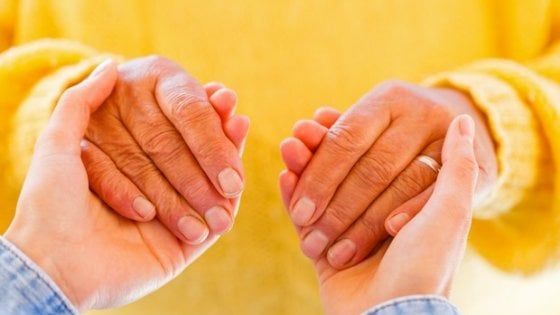 Parkinson, 60 nuovi casi all'anno a Parma. Una app per facilitare il dialogo con i medici