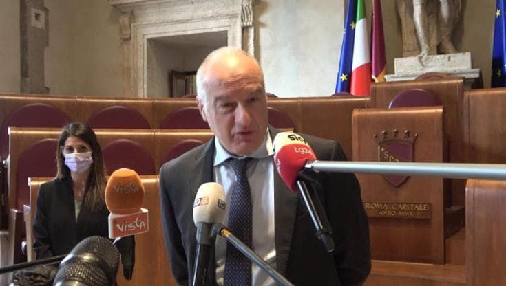 Amministrative, Michetti incontra Raggi in Campidoglio: "Non sono qui per accordi di palazzo"