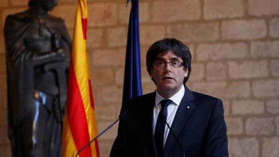 Catalogna: Puigdemont non convoca elezioni anticipate. Madrid chiede attivazione dell'art.155