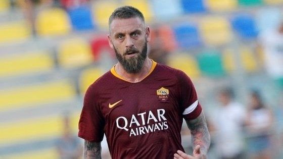 De Rossi-Roma, a fine stagione sarà addio. Totti: "Giorno triste, si chiude un altro capitolo. Ti voglio bene"
