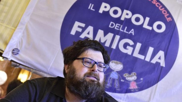 Scommessa collettiva, come funziona il meccanismo: la causale “Cristo regna” e poi la truffa