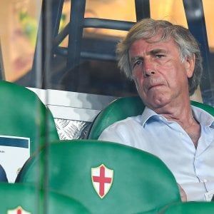 Genoa, ancora positivi al Covid tutti i 17 calciatori. Il recupero col Torino il 4 novembre