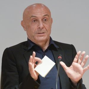 Civati: "Neppure la destra si sogna un ministro così di destra come Minniti" 