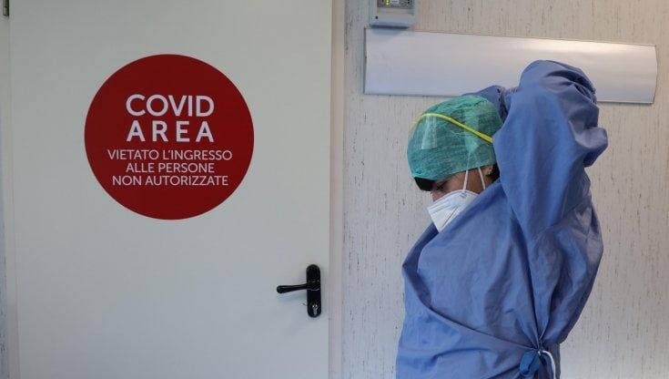 Covid, i reparti si svuotano. A Parma 194 casi  e cinque decessi 