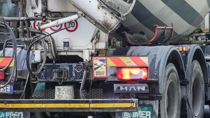 A Milano fasce orarie limitate ai camion: il rilancio del Comune per strade più sicure