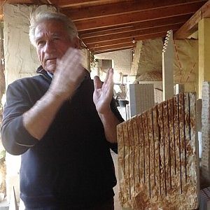 L'artista che fa cantare le pietre: "Con una carezza si liberano le loro emozioni"