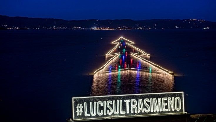 Sul Trasimento l'albero di Natale più grande del mondo