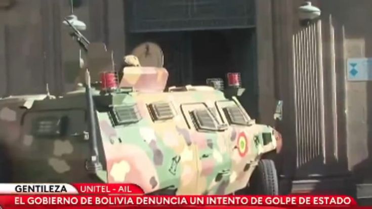 Tentativo di colpo di Stato in Bolivia: militari irrompono con un blindato nel palazzo del governo. Arrestato generale