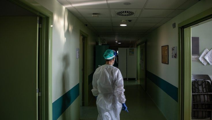 Covid, allarme Gimbe: 6,8 mln senza neanche una dose vaccino, crollo del 25% delle quarte dosi