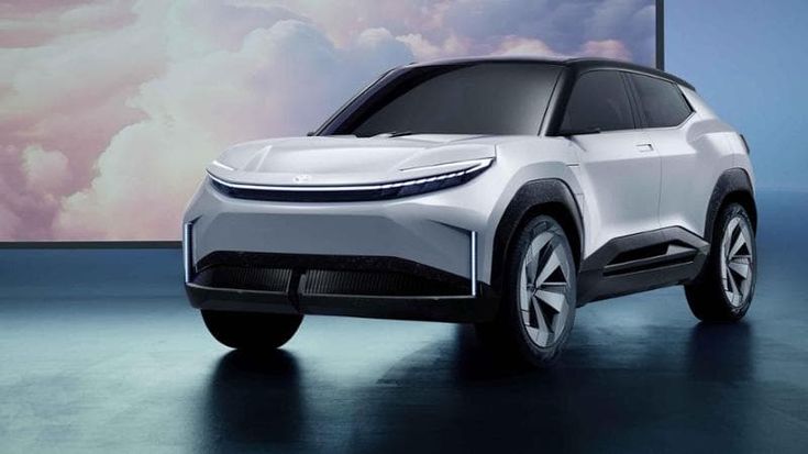Toyota accelera sul futuro elettrico. Ecco tutti i nuovi modelli: dalla Yaris Cross a batterie al Suv sportivo