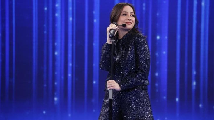 Amici, Angie in finale: la cantautrice e quel legame speciale con la nonna