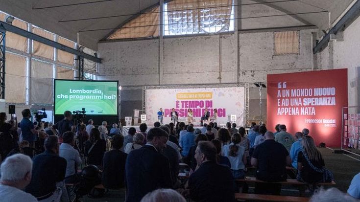 Tra gli stand e sotto il palco, ansie e speranze della base Pd: “Noi siamo pronti per i gazebo”