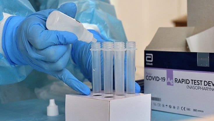 Covid, in Puglia positivi a quota 17mila 600. I nuovi casi 1.547 su 11mila tamponi: incidenza 14 per cento