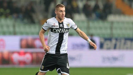 Kulusevski: "Non lascio il Parma a gennaio. Ho bisogno di crescere qui"