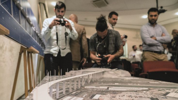 Ponte Morandi, Roma contro Toti: le due strategie per la ricostruzione