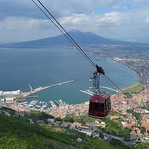 La funivia del Faito, cinquemila viaggiatori in un mese