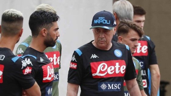 Ancelotti parla del nuovo Napoli ma anche di Sarri: "Nessuno se lo aspettava alla Juve, è professionismo" 