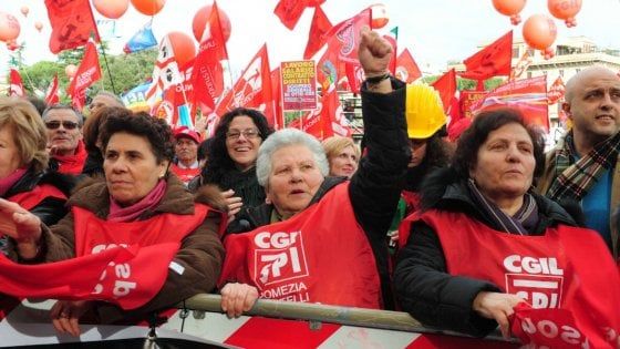 Voucher in Cgil, mail interna: "Alla stampa dire che sono casi isolati". Ma il problema resta