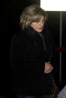 Moglie di Bersani lascia l'ospedale nella notte