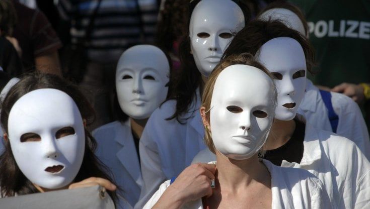 Sentenza del tribunale: "Anche i docenti precari hanno diritto al bonus di 500 euro l'anno"