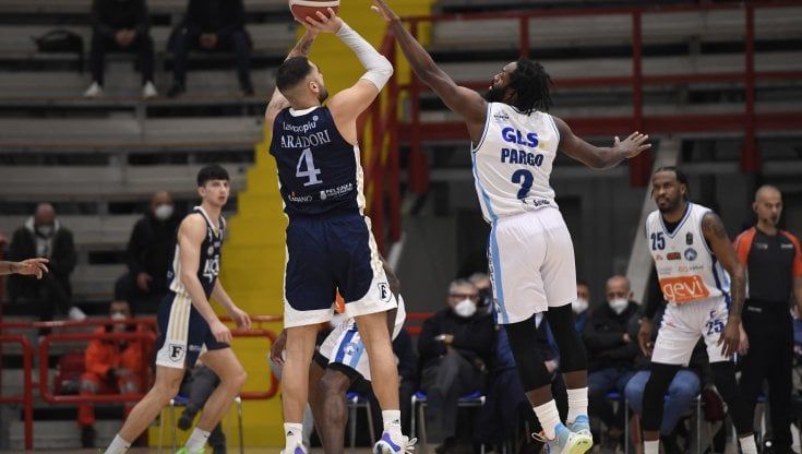 Il pagellone di Virtus e Fortitudo: vedi Napoli e rinasci Durham mette in salvo la Effe